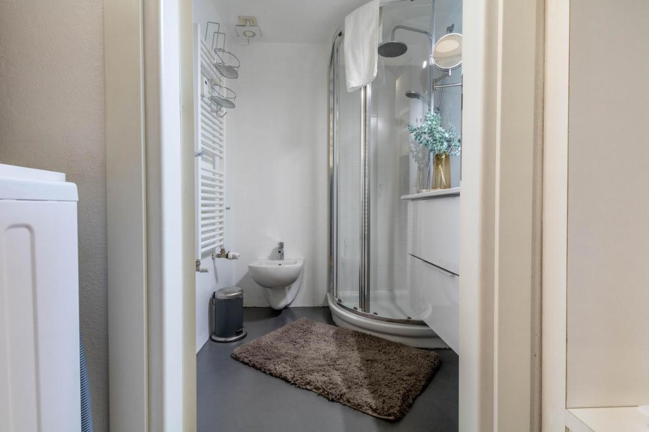 Joivy Modern Studio Near City Centre Apartman Milánó Kültér fotó